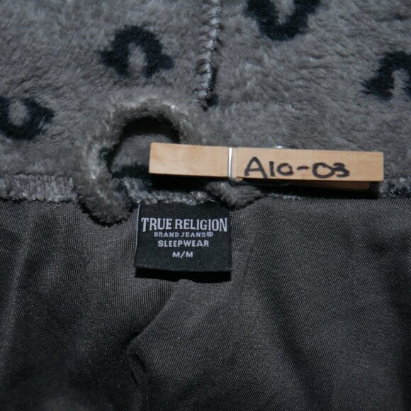 True Religion Men's Plush Robe Pockets Charcoal Monogram Christmas Gift Him NWT - Picture 7 of 11